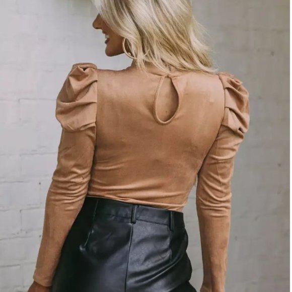 Puff Sleeve Suede Bodysuit - Picture 2 of 2